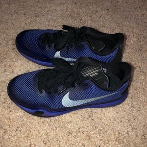 shoes (kobe’s)